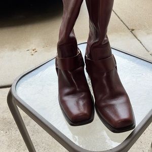 Women’s brown Boots Michael Kors and in excellent condition
